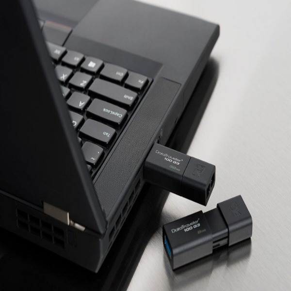 kingston-dt100g3-64GB USB4